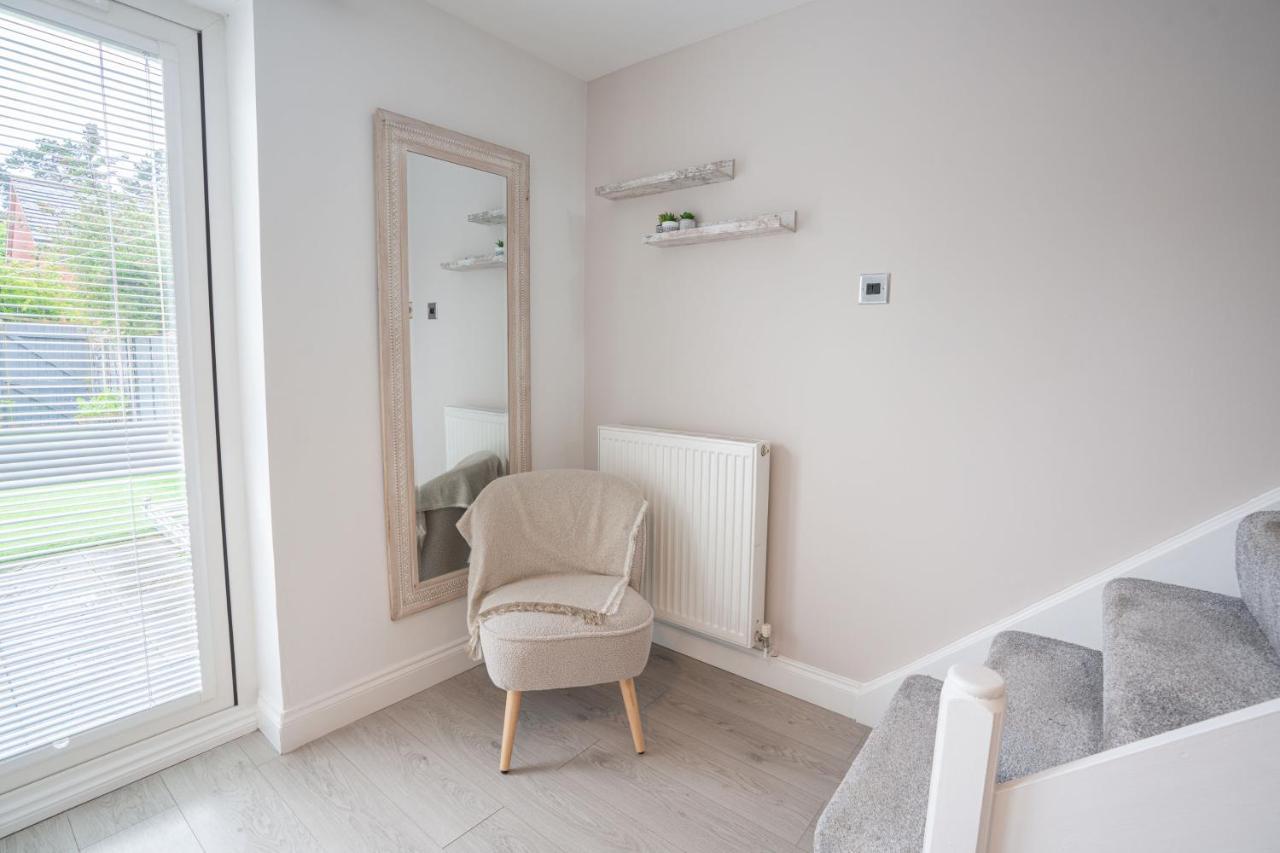Stunning Abode 5 Min From Nec & Bhx, Pets Allowed Marston Green Extérieur photo