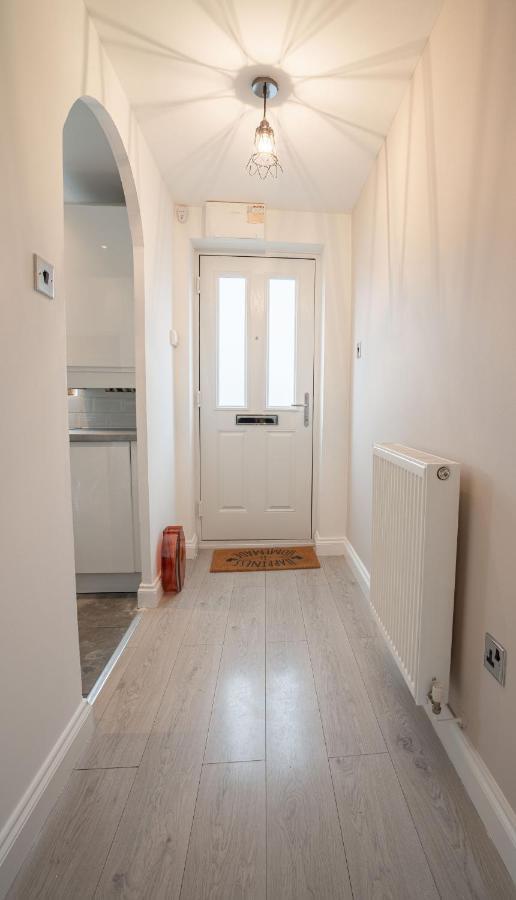 Stunning Abode 5 Min From Nec & Bhx, Pets Allowed Marston Green Extérieur photo
